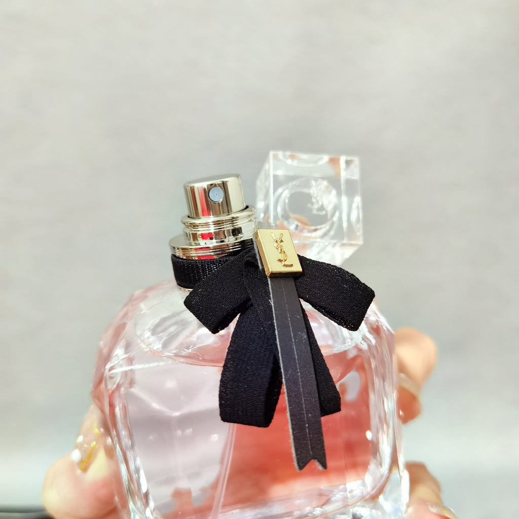 Scent 1