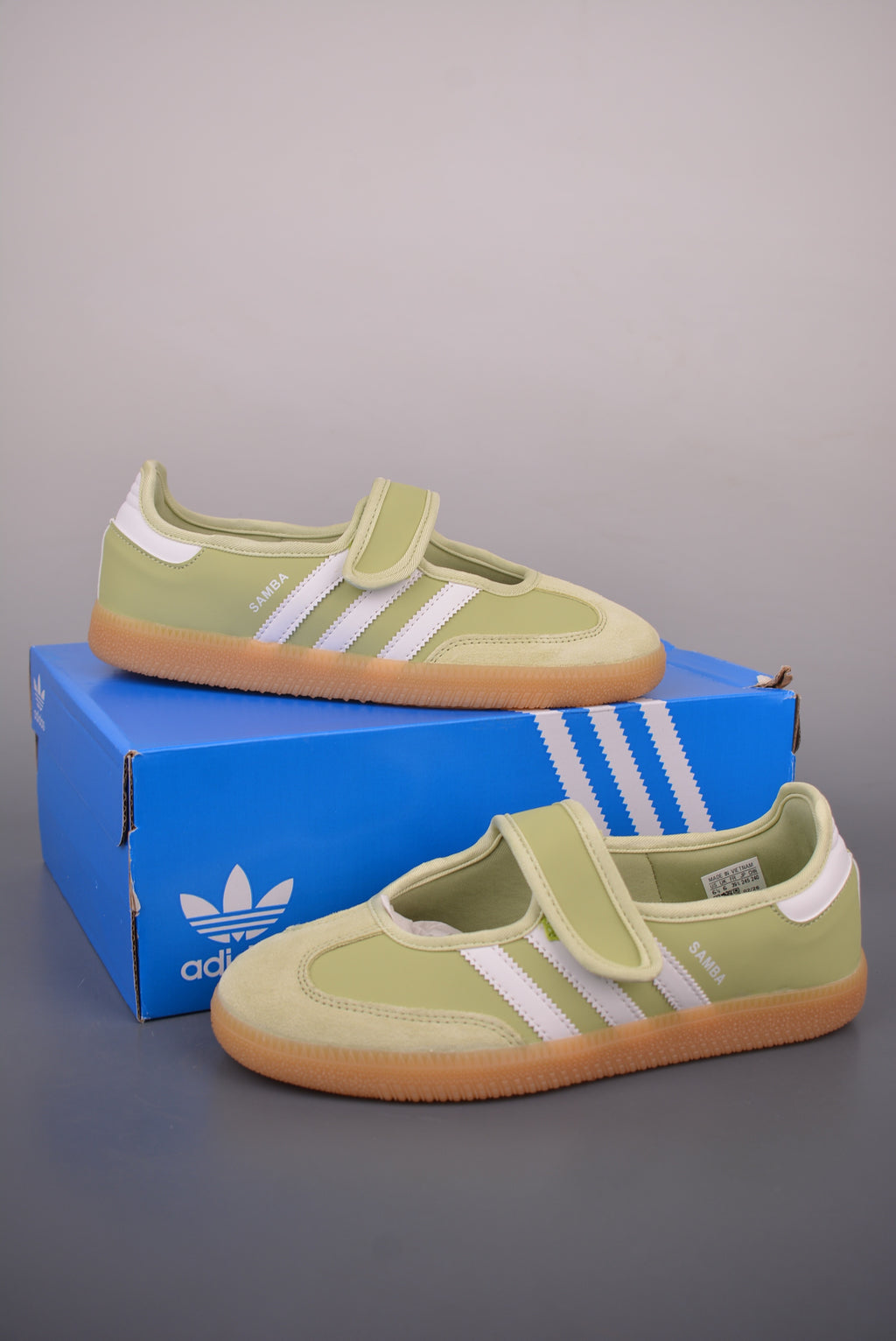 Wmns 1