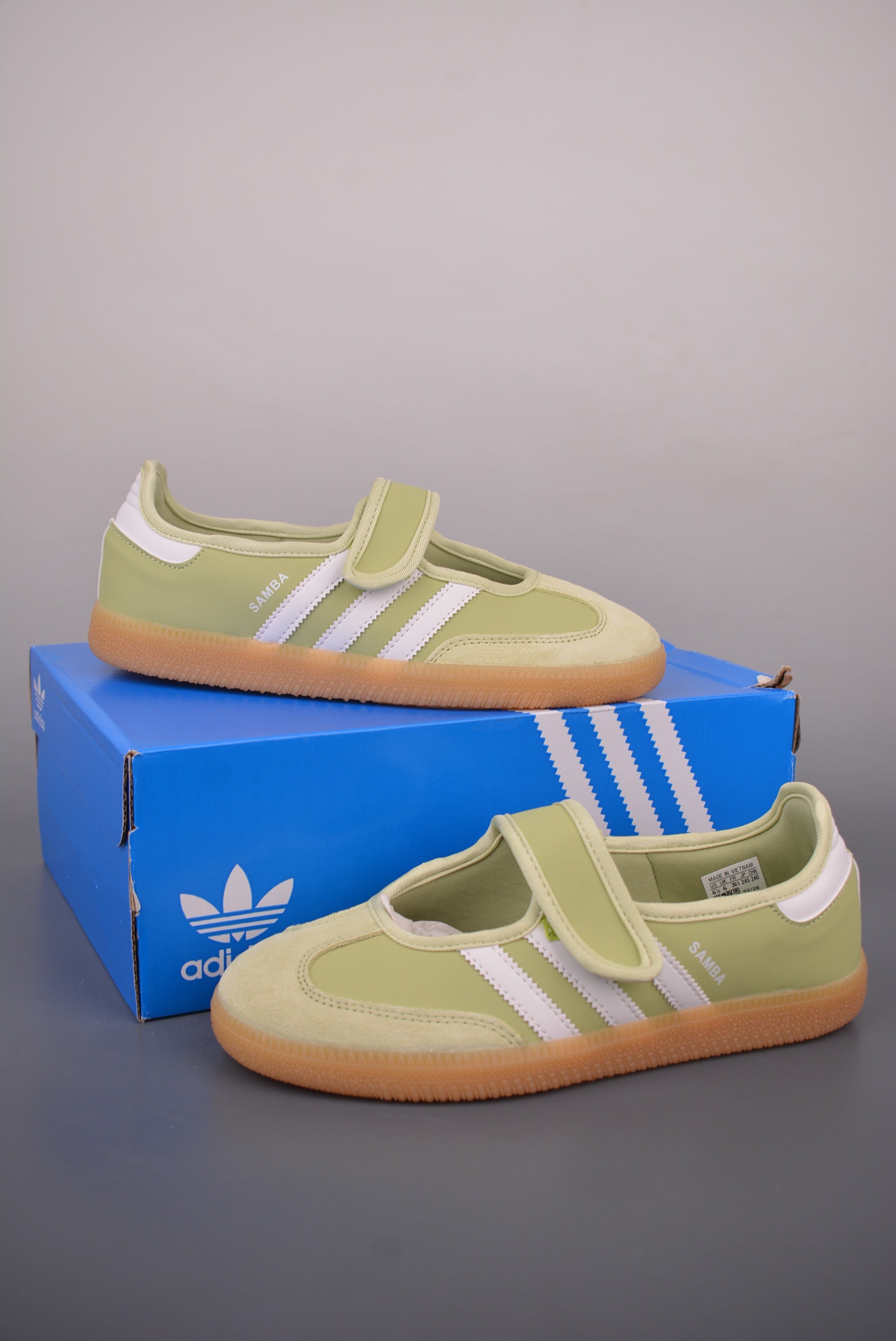 Wmns 1