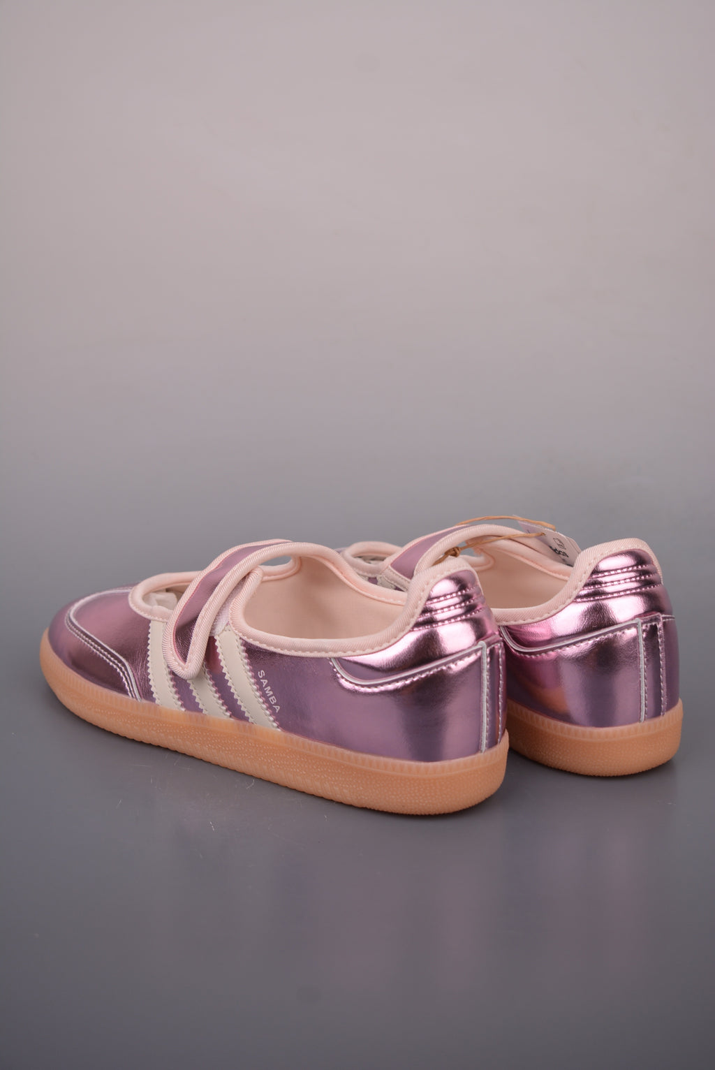 Wmns 2