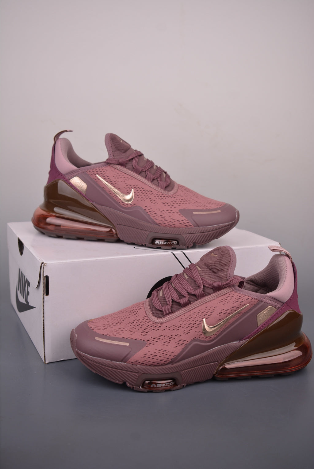 Sneaker 2