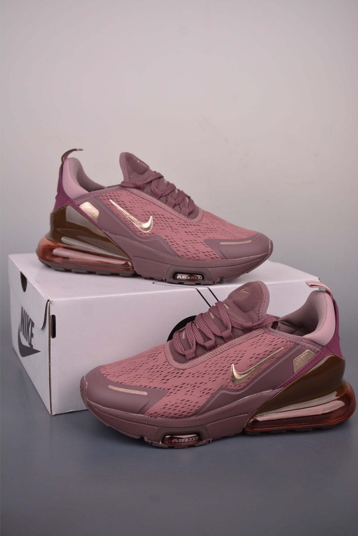 Sneaker 2